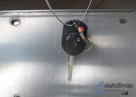 2015 Ford Escape Se z USA, uszkodzony, nr VIN 1FMCU0G77FUA61279